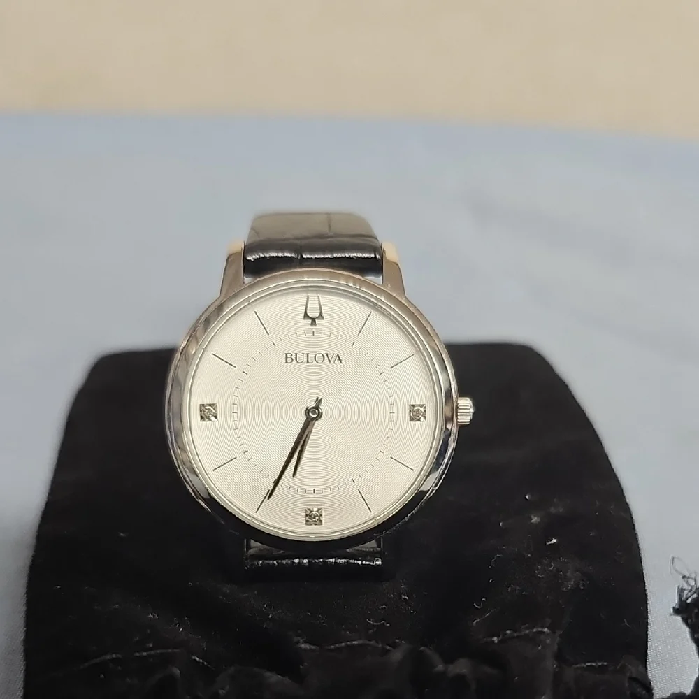 BULOVA 96P189 DIAMOND WOMENS WATCH BFPM-08-100